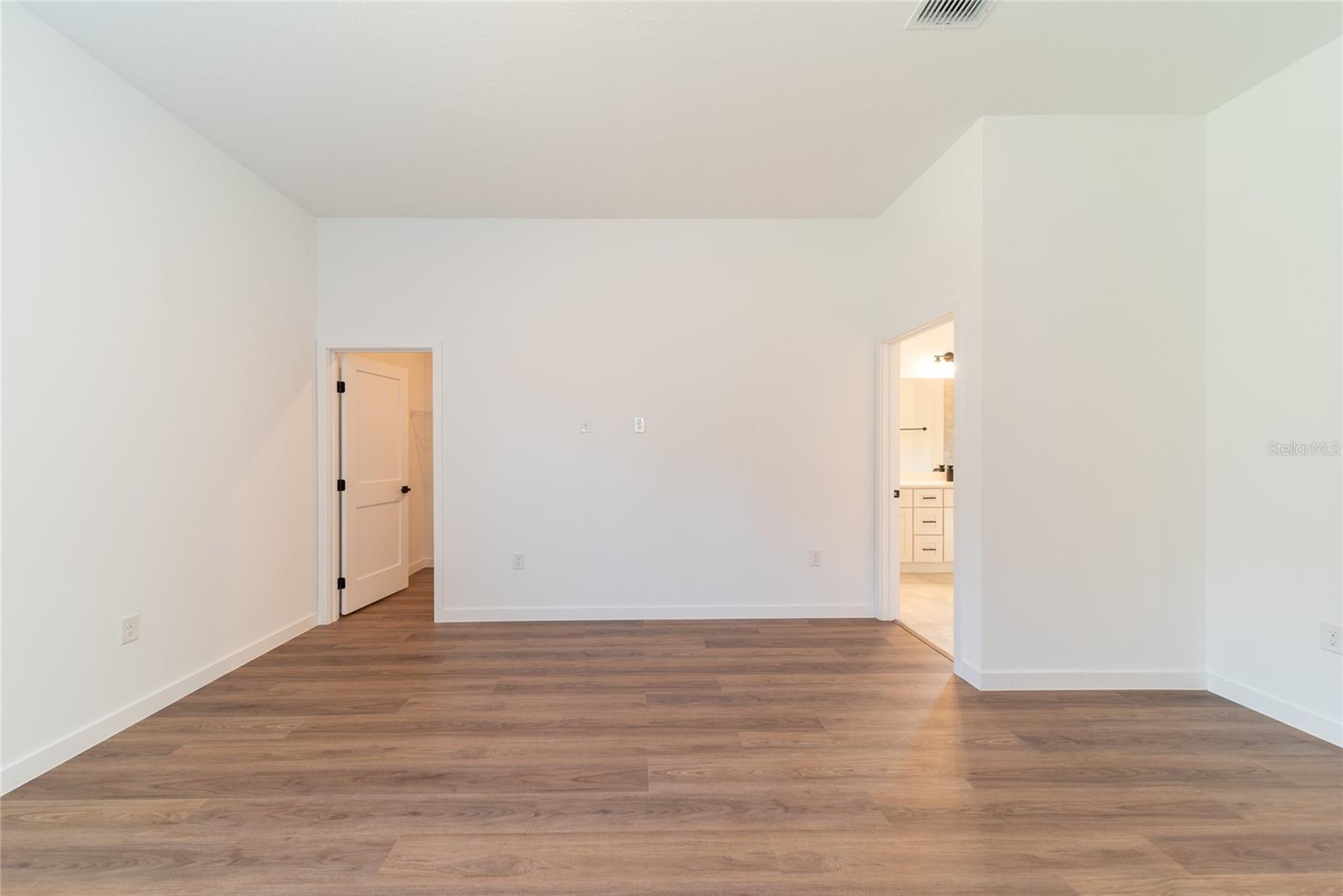 2631 W Royal Palm Dr Property Photo 13