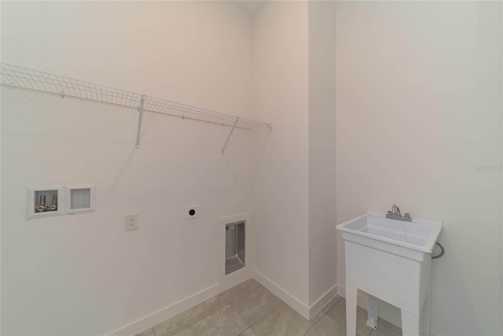 2631 W Royal Palm Dr Property Photo 21