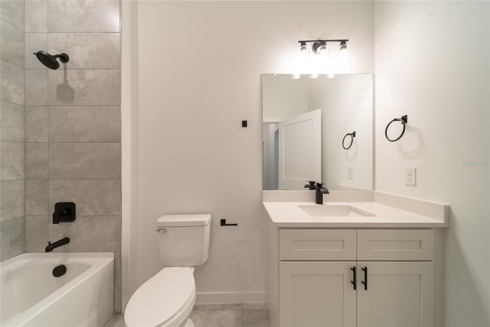 2631 W Royal Palm Dr Property Photo 28