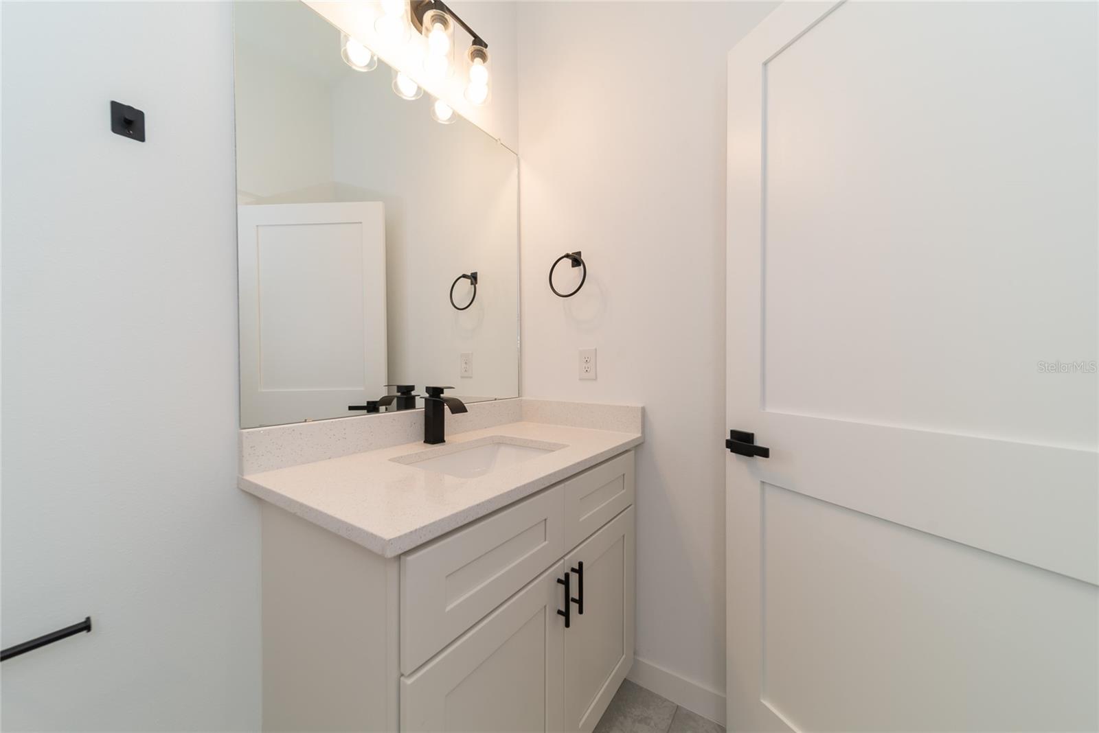 2631 W Royal Palm Dr Property Photo 30
