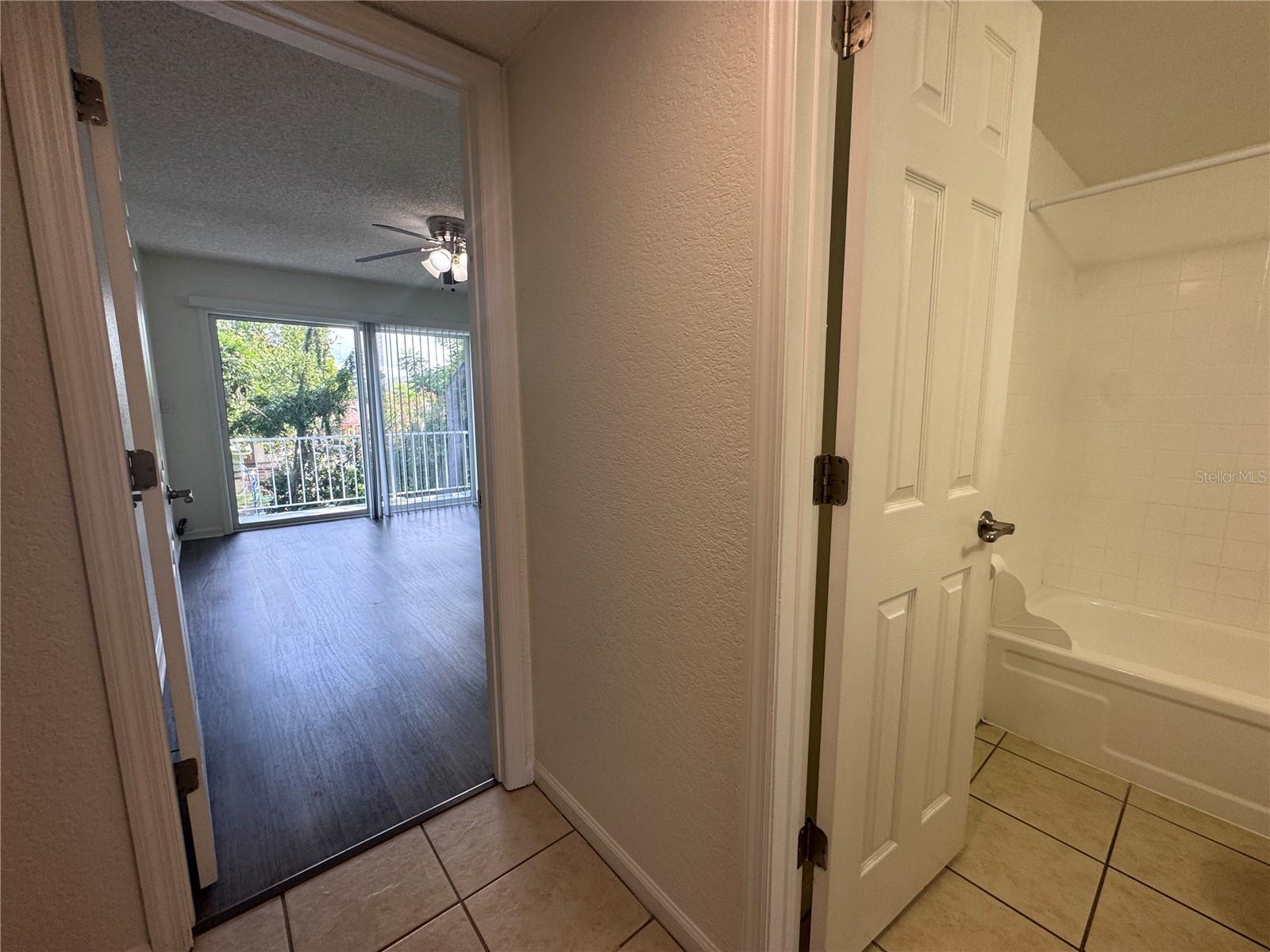 115 E Smith St #8 Property Photo 10