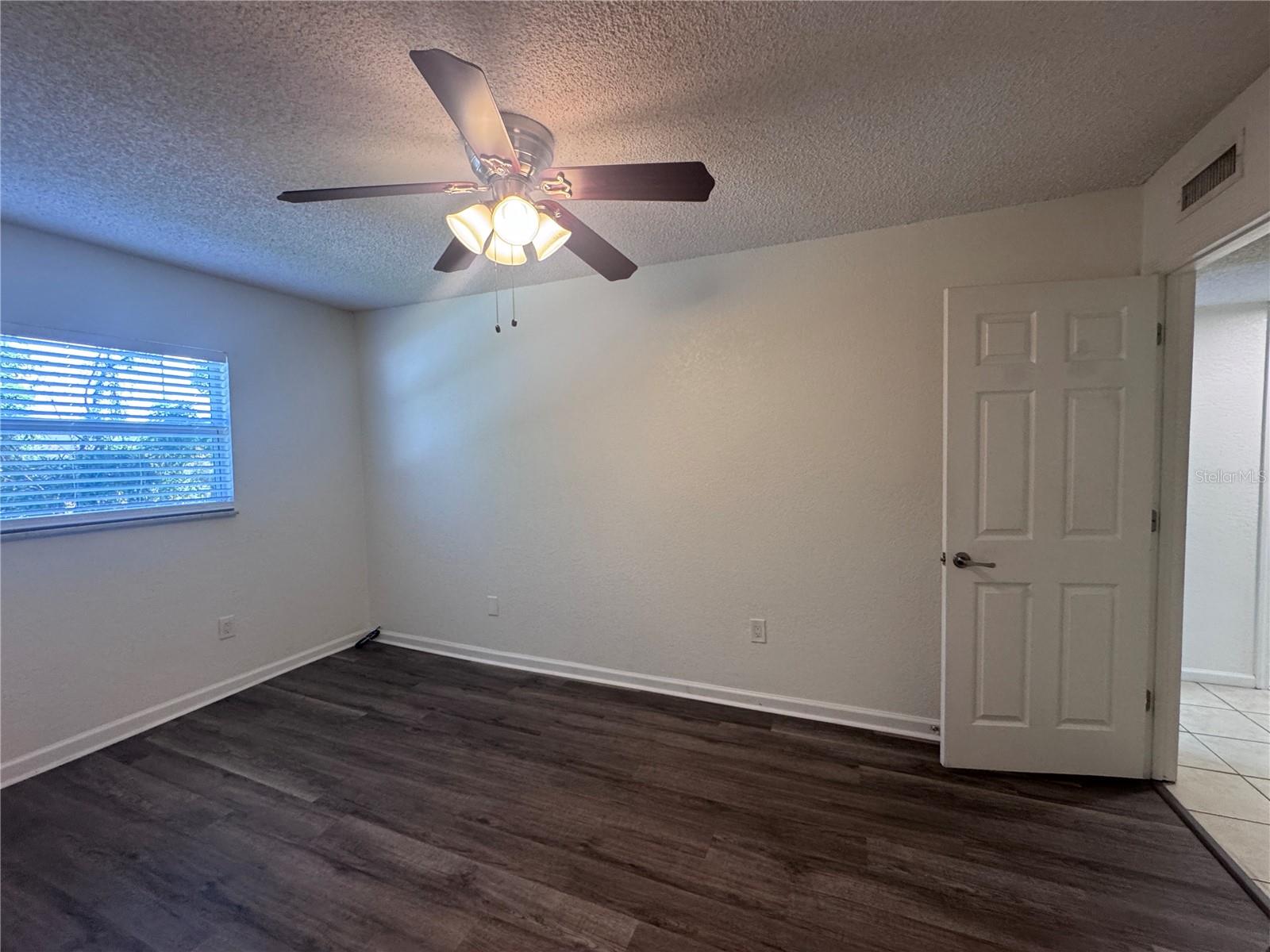 115 E Smith St #8 Property Photo 17