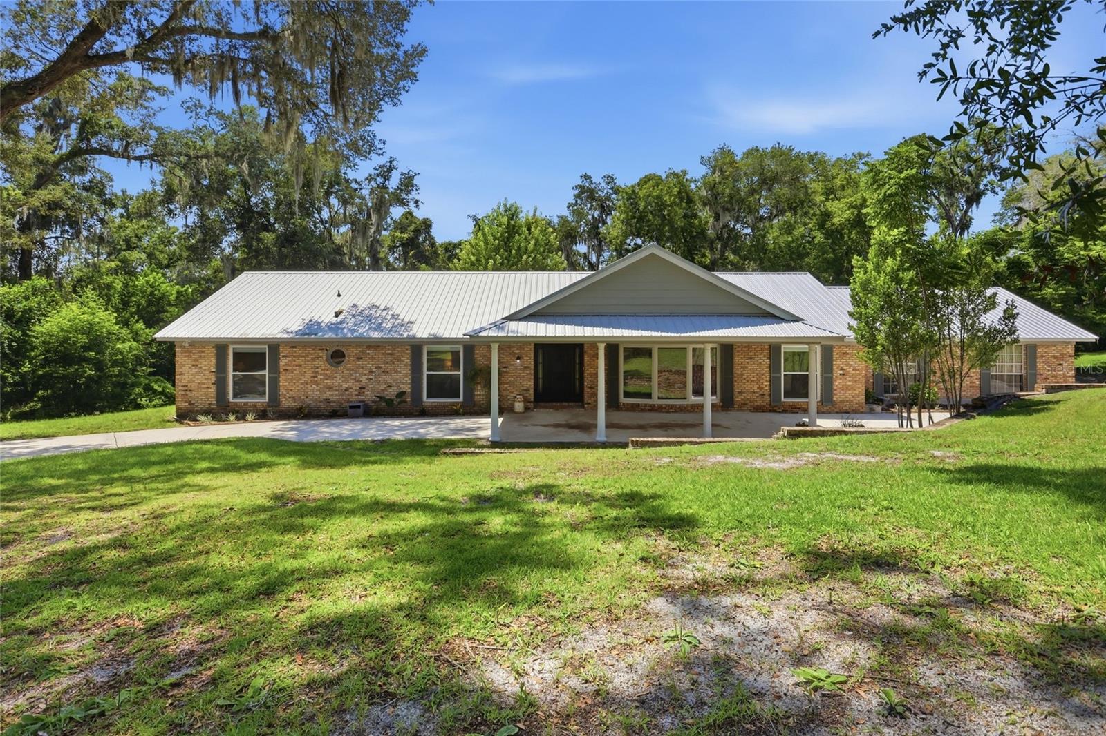 1150 Markham Woods Rd Property Photo 1