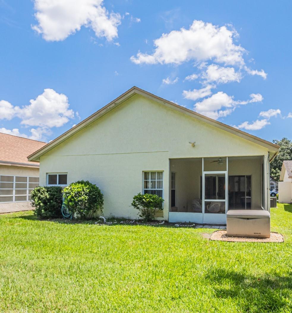 11624 Peach Grove Ln Property Photo 23