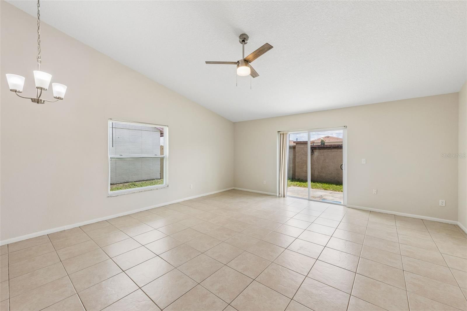 5272 Lonesome Dove Dr Property Photo 8
