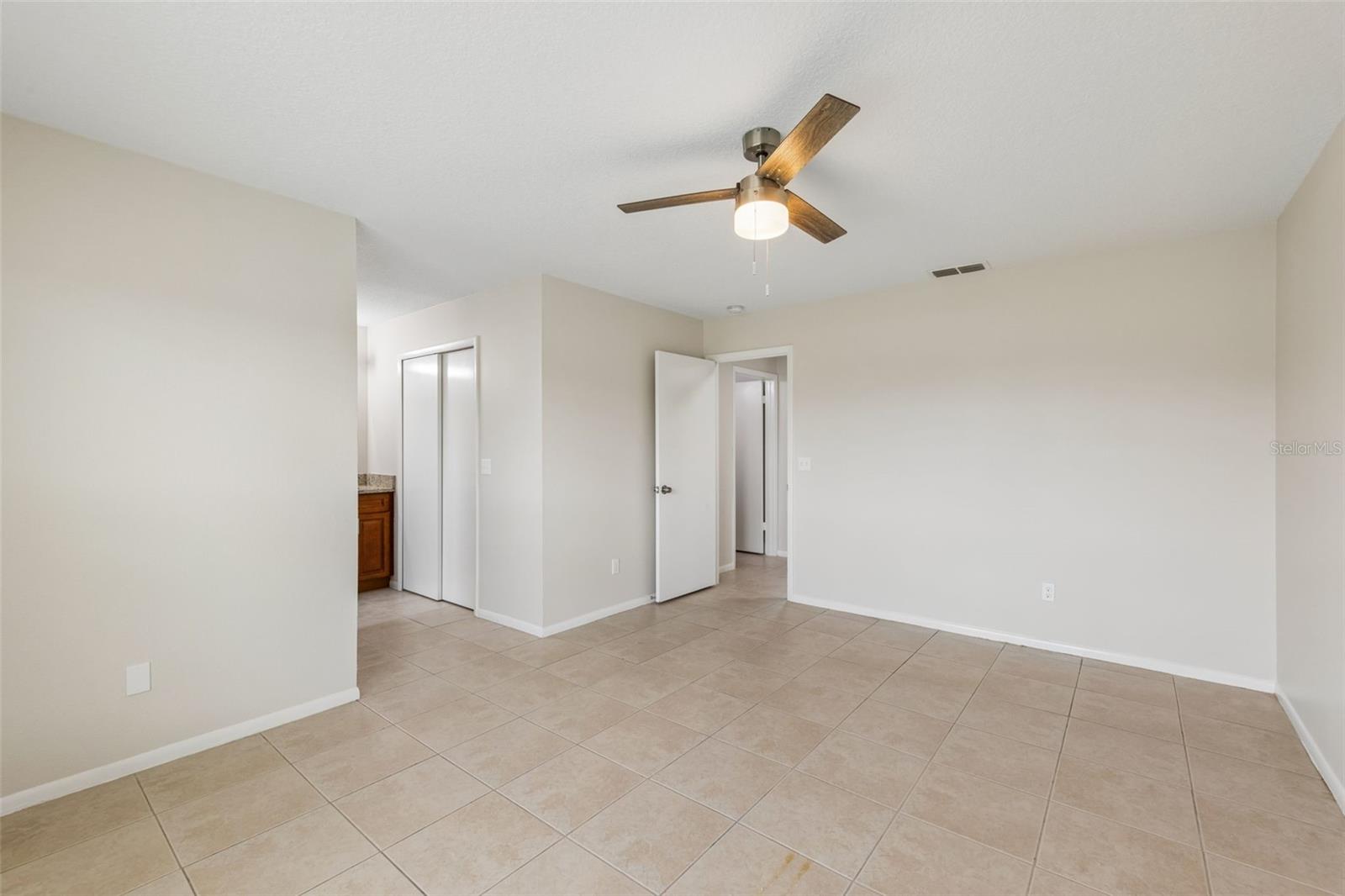 5272 Lonesome Dove Dr Property Photo 10