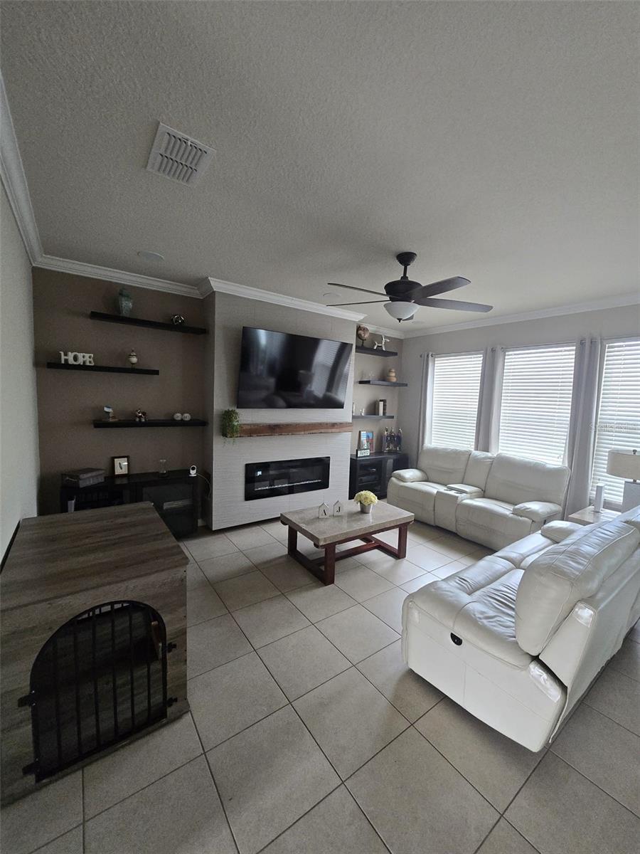 1517 Softshell St Property Photo 3