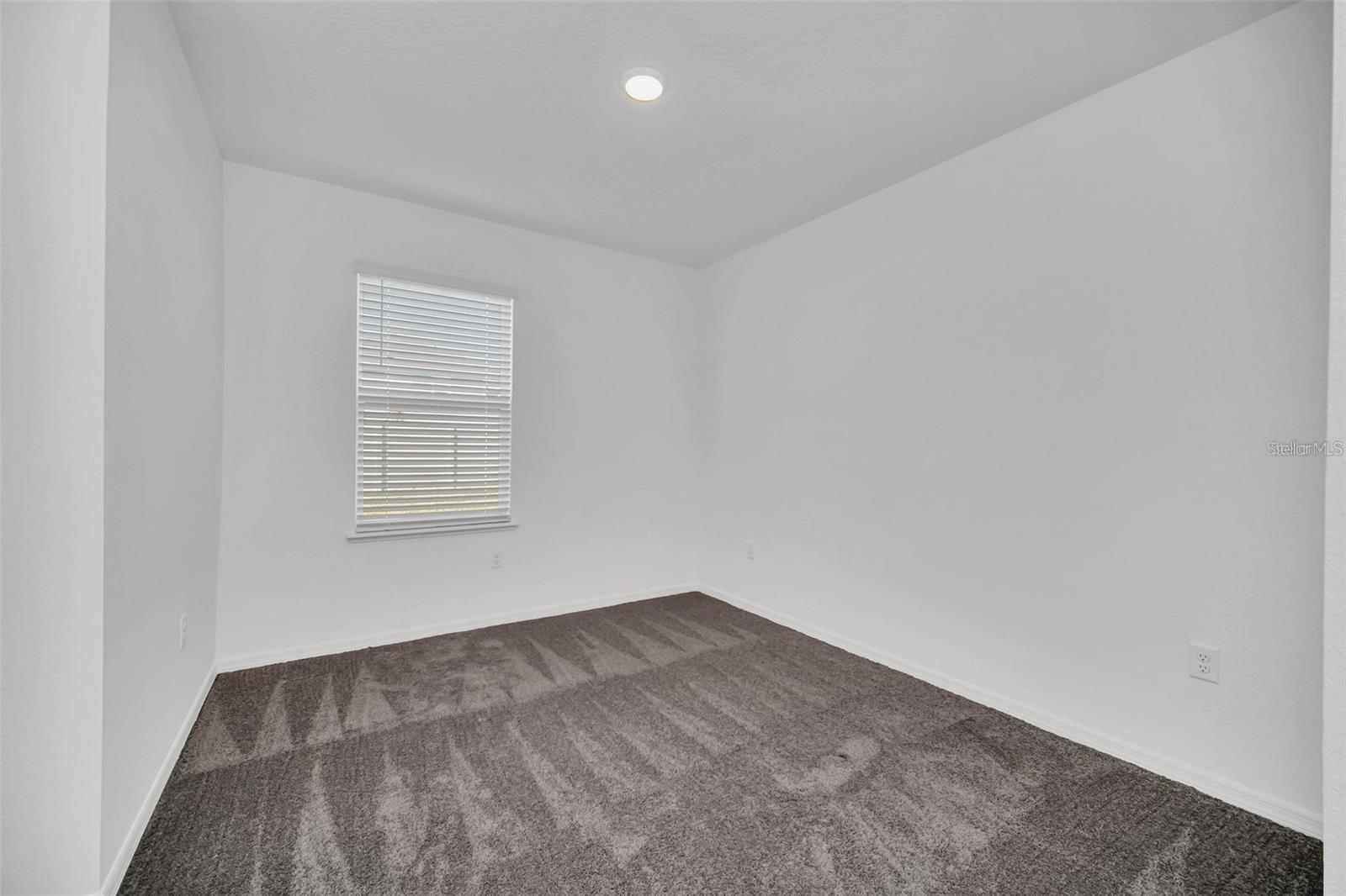 1154 Oak Bluff Dr Property Photo 27