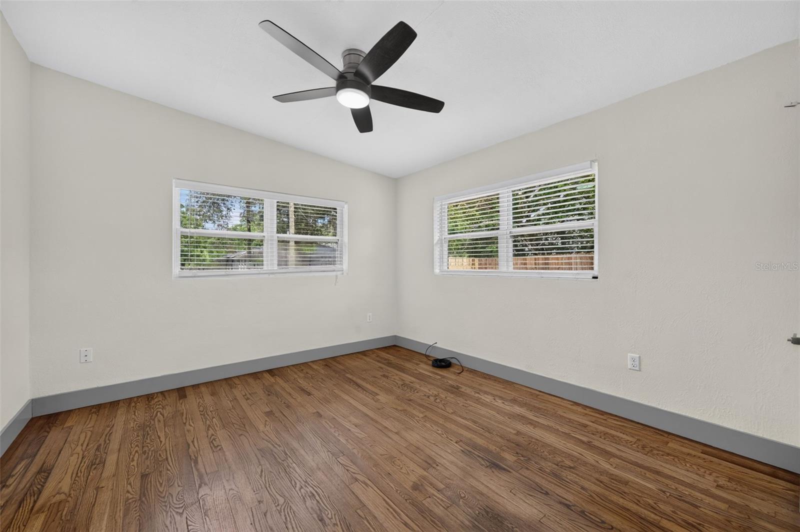1317 Cloverlawn Ave Property Photo 11