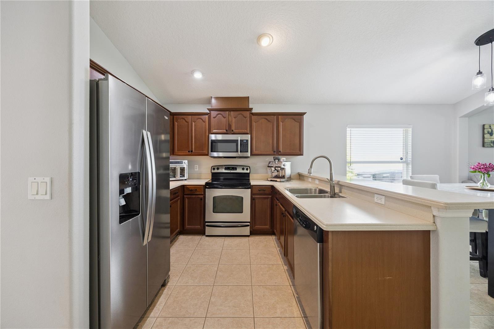 11625 Great Commission Way Property Photo 8