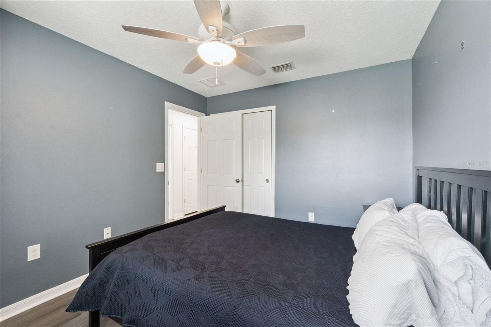 2560 Amati Dr Property Photo 14