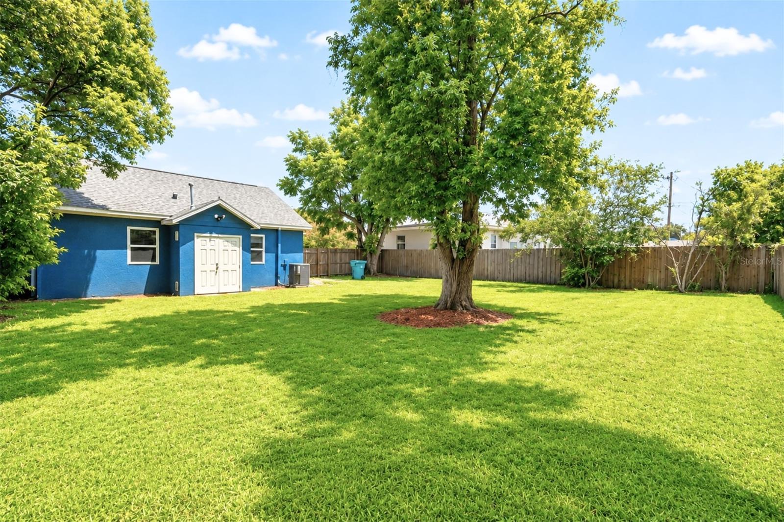 140 Page St Property Photo 18