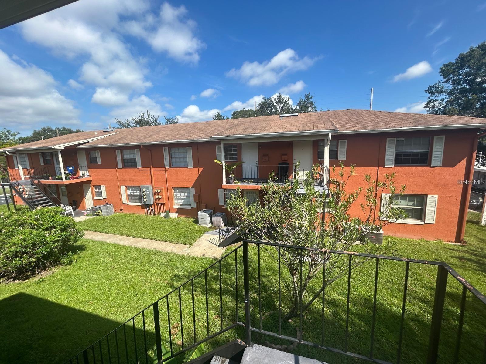 1627 W Oak Ridge Rd #d Property Photo 15