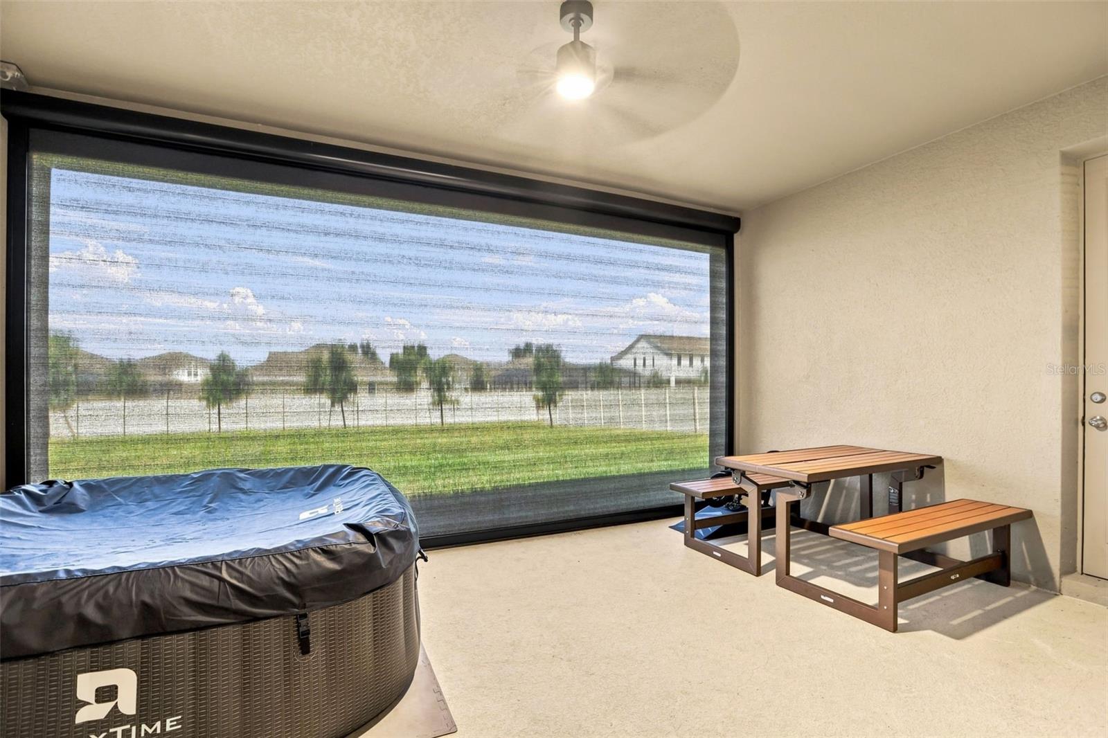 4924 Golden Zenith Way Property Photo 44