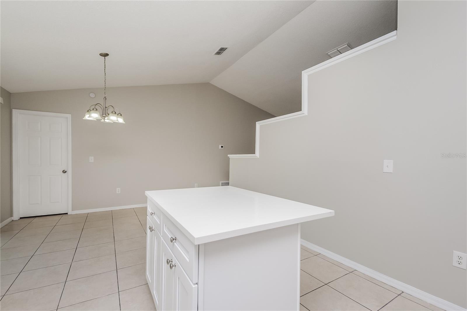 313 Caen Ct Property Photo 6