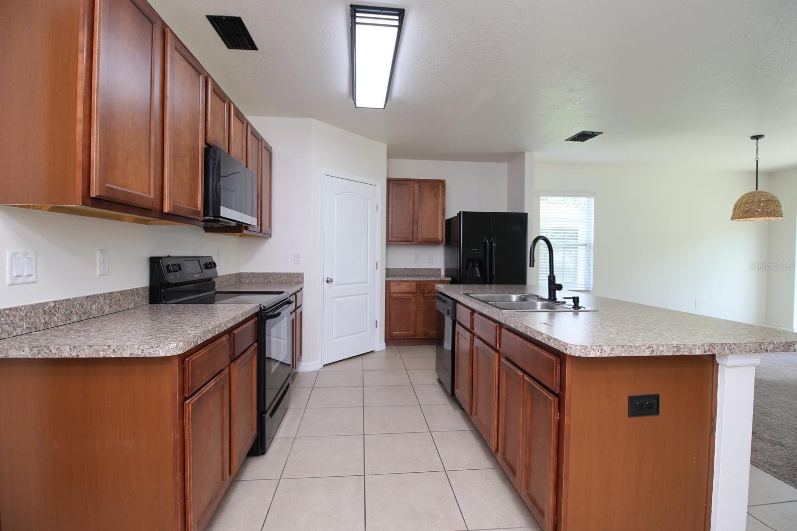 3238 Bayou Bay Dr Property Photo 4