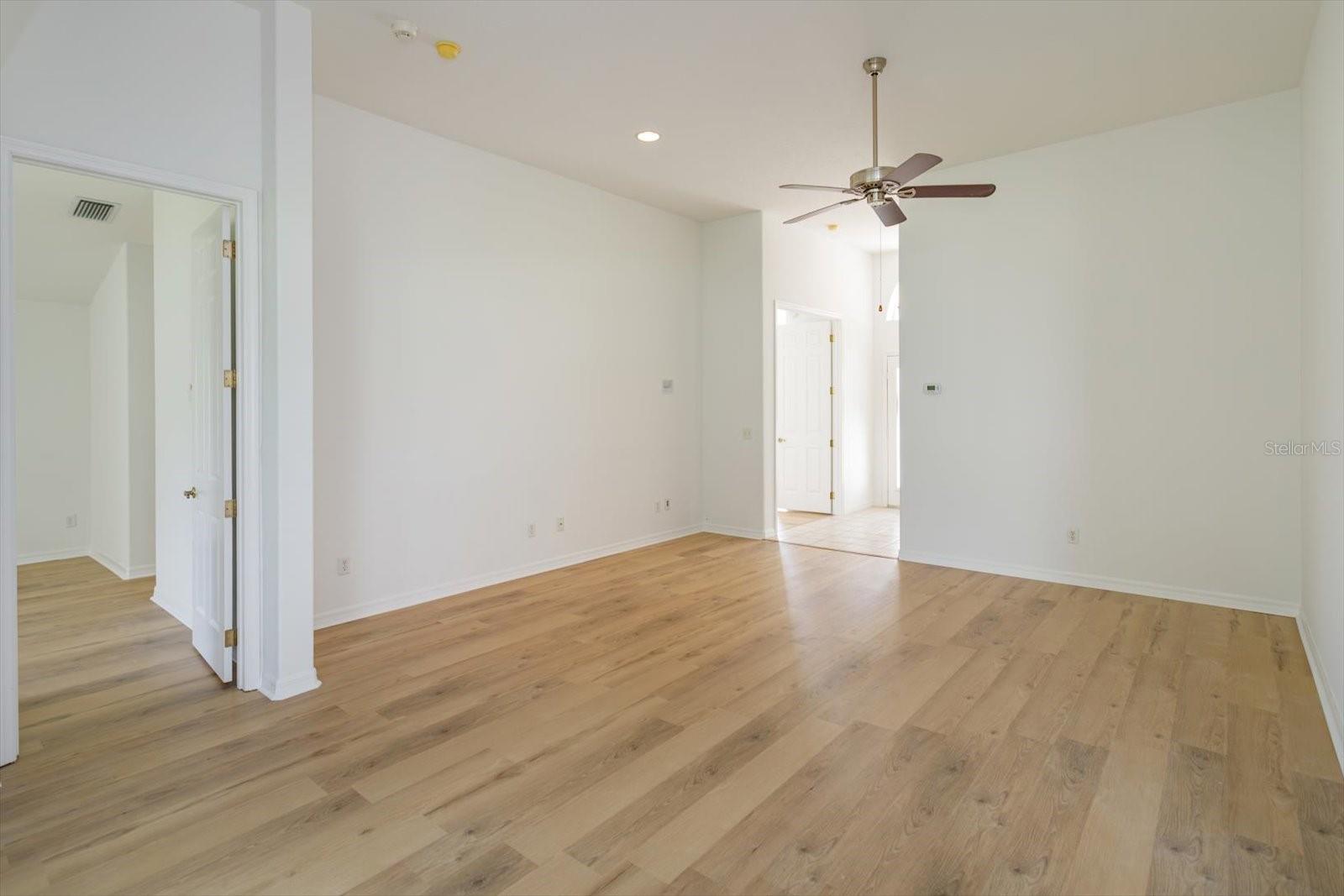 931 Vindale Rd Property Photo 3