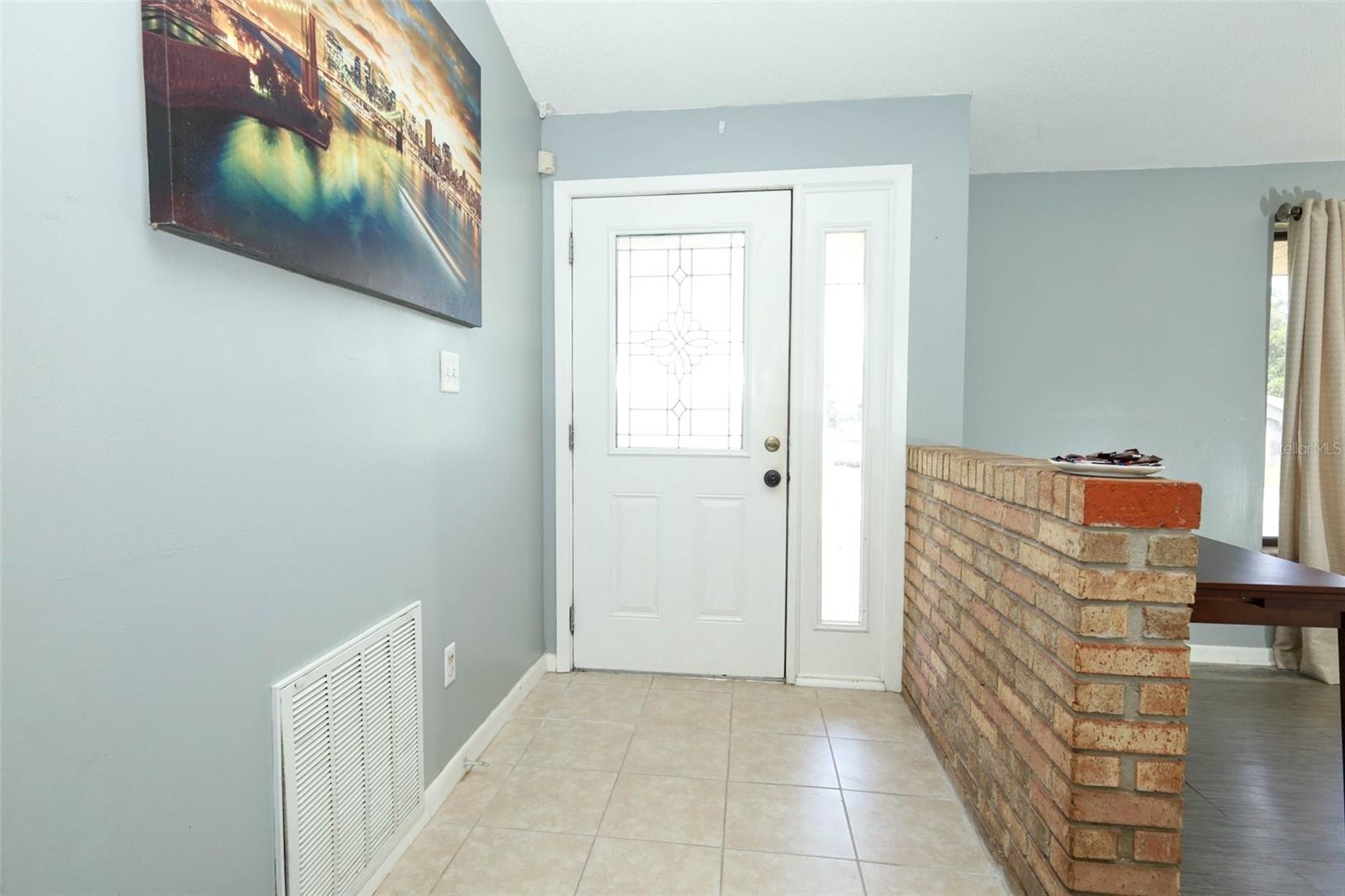 2788 Benrock Ter Property Photo 4