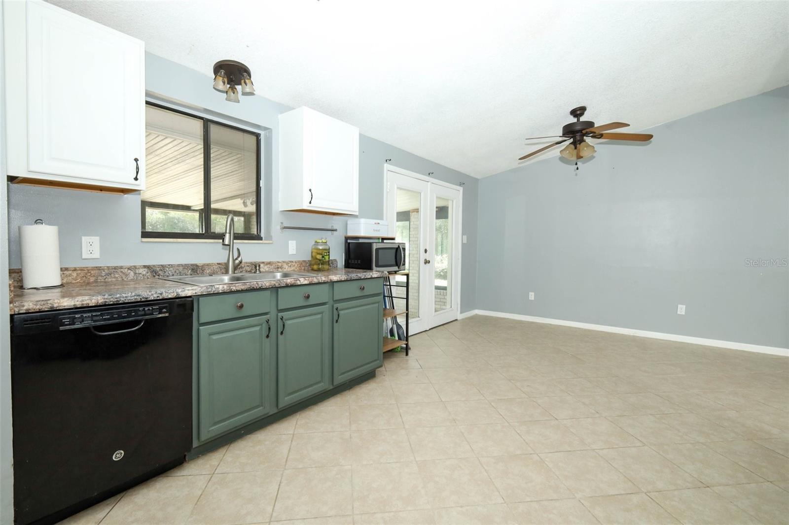 2788 Benrock Ter Property Photo 12