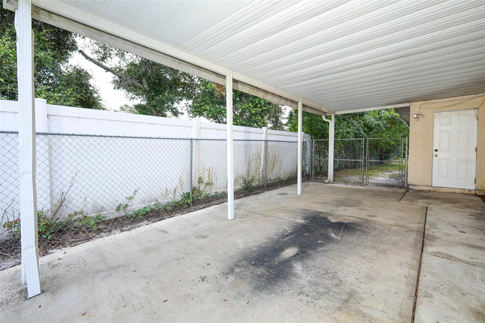 2788 Benrock Ter Property Photo 38