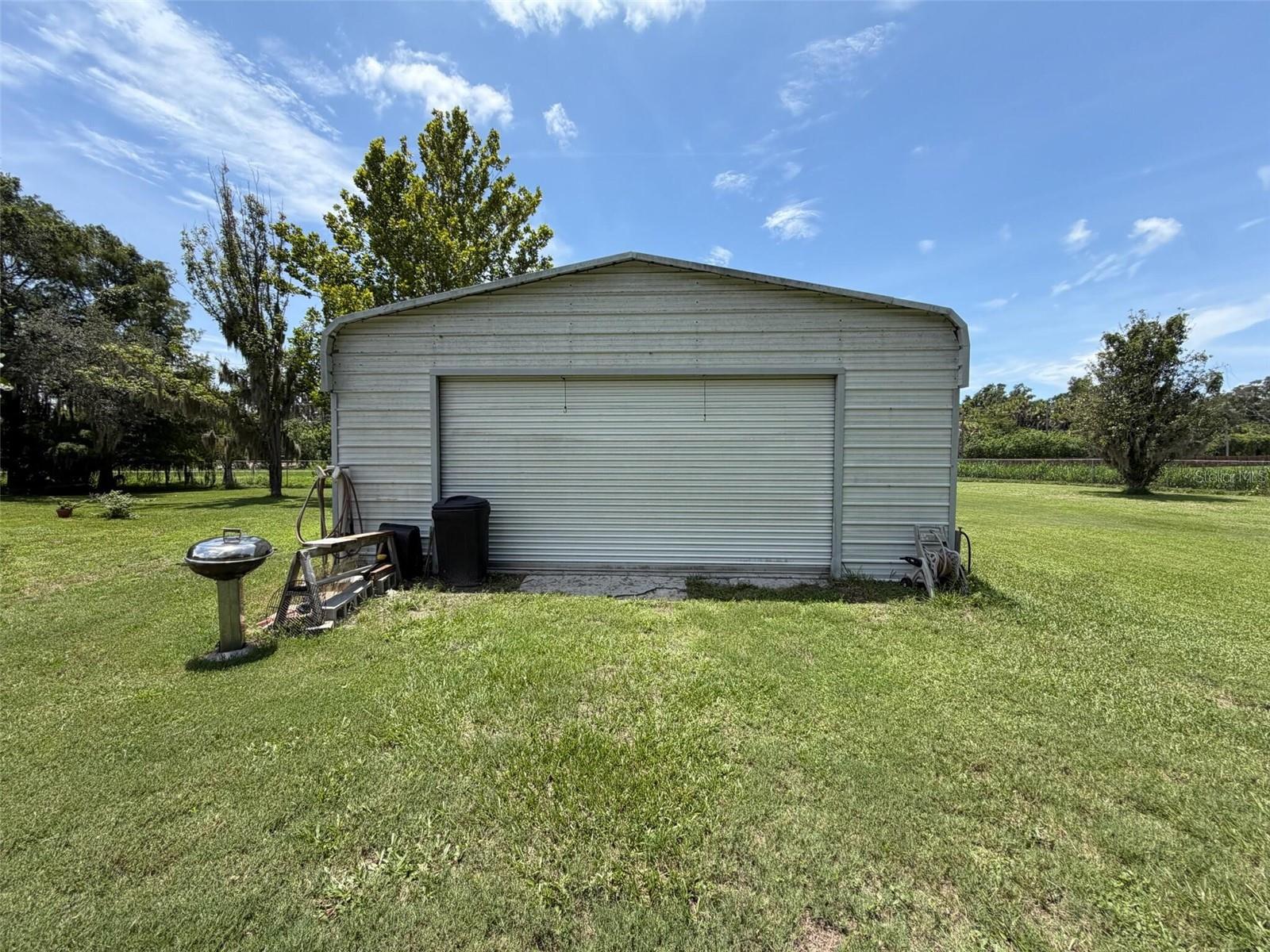 3707 36th St E Property Photo 5