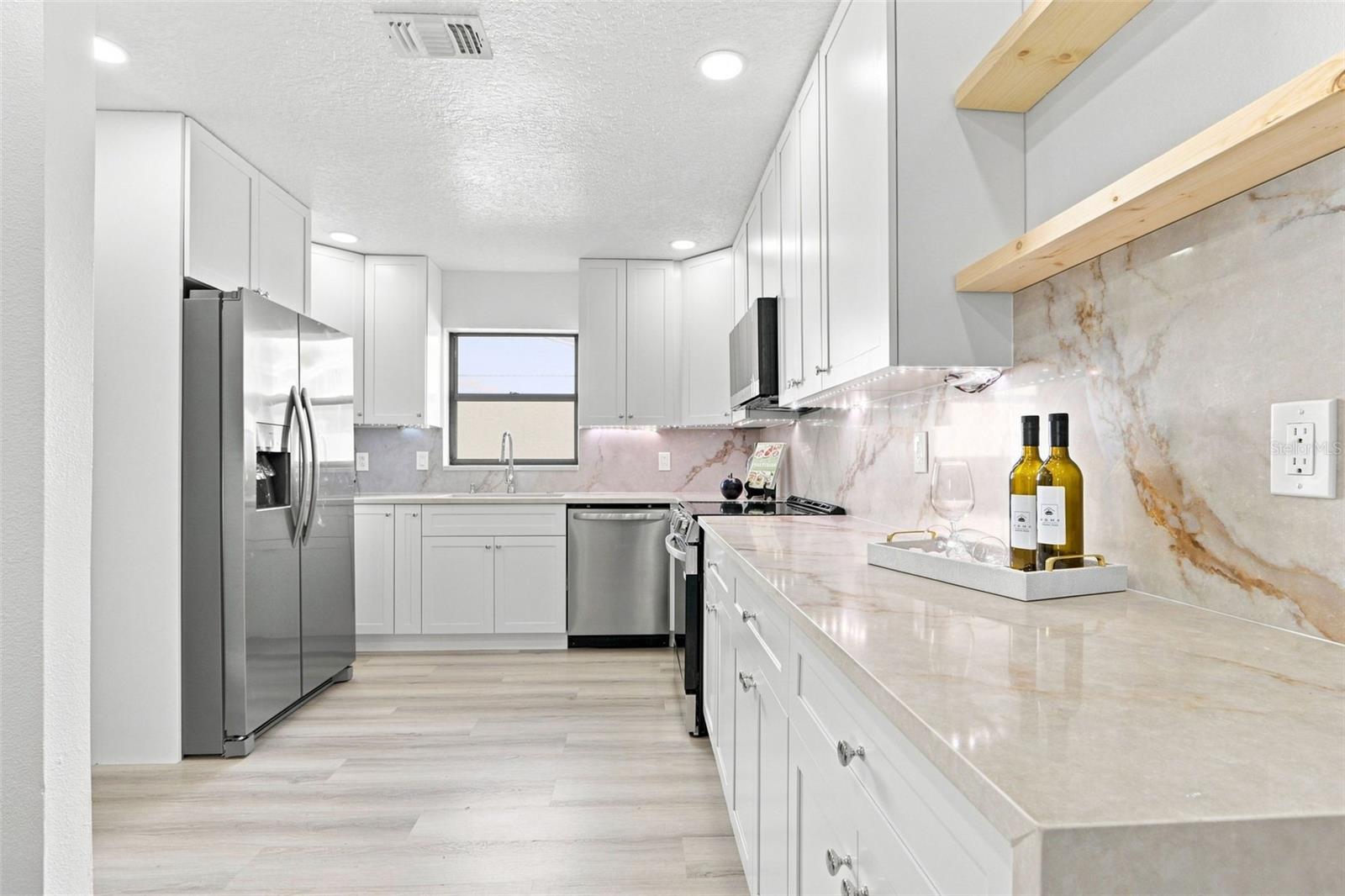 5207 Desmond Ln Property Photo 11