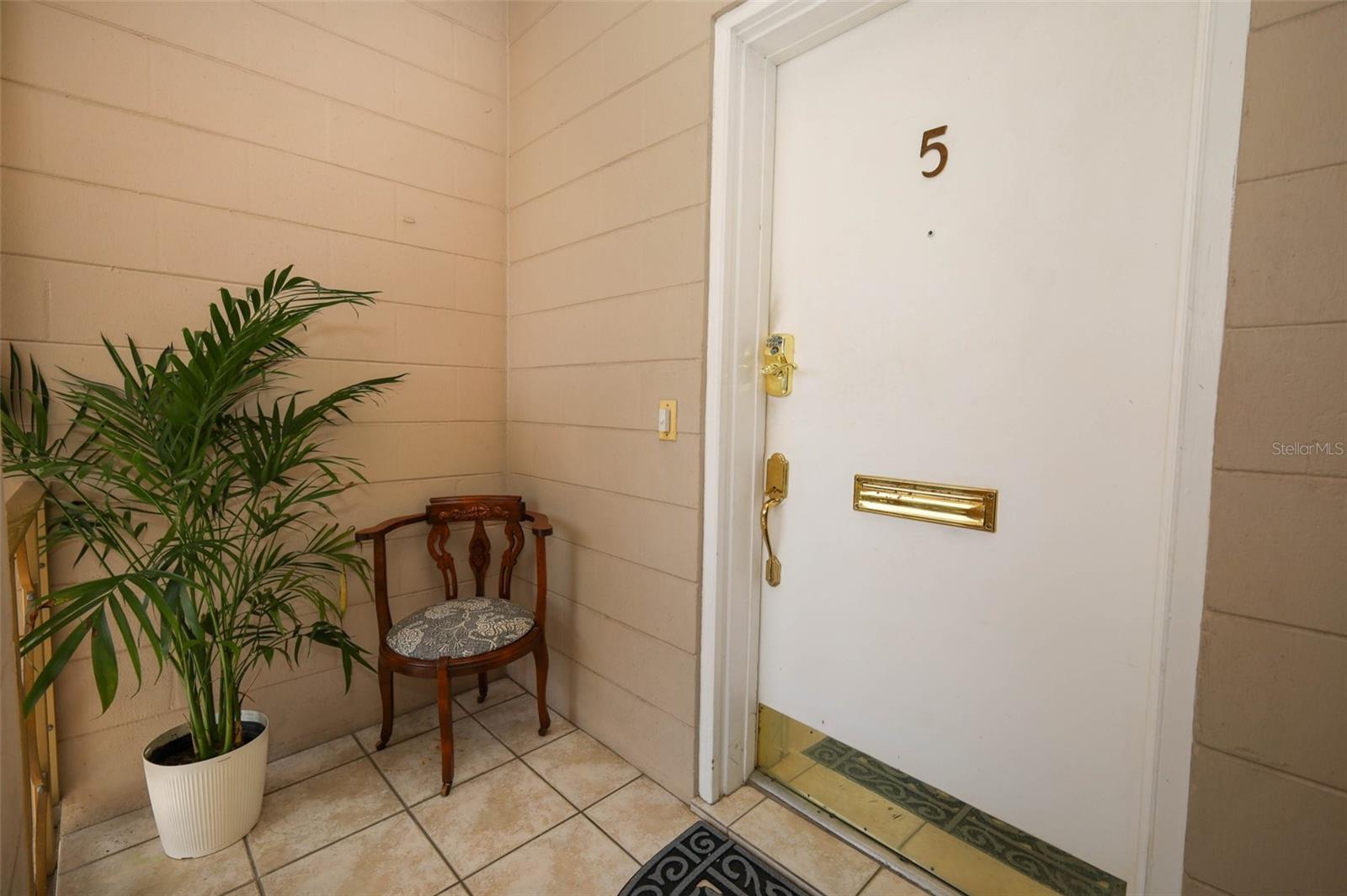 311 E Morse Blvd #4-5 Property Photo 2