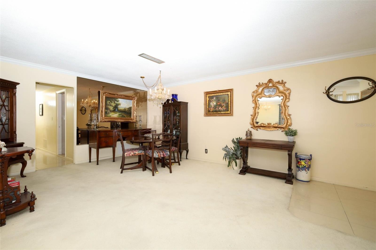 311 E Morse Blvd #4-5 Property Photo 3