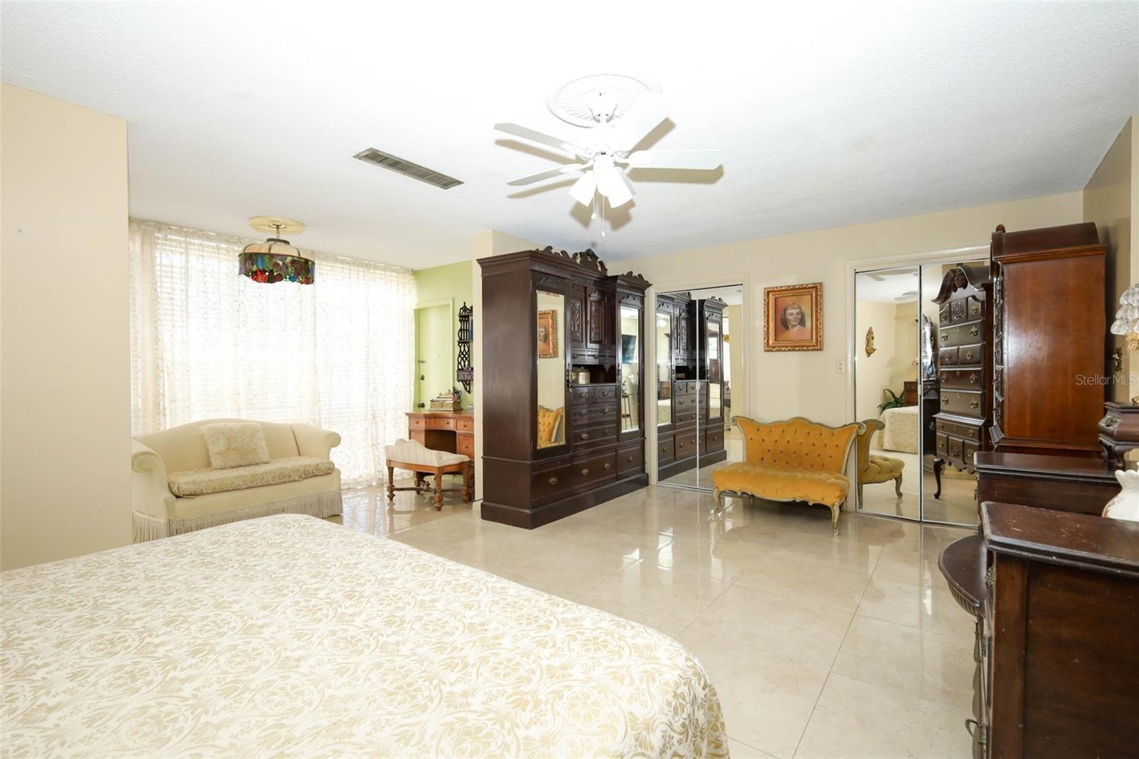 311 E Morse Blvd #4-5 Property Photo 22