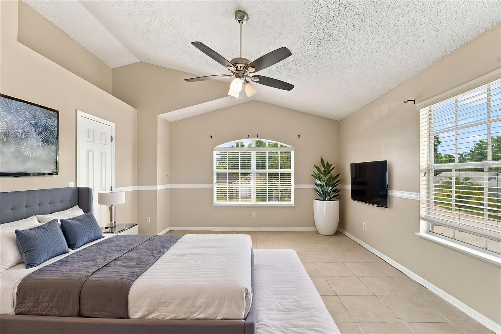 2411 Parsons Pond Cir Property Photo 11