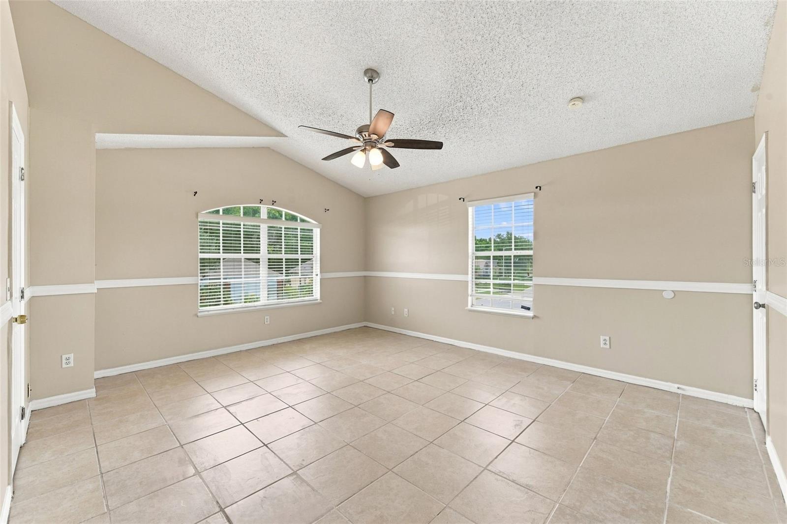 2411 Parsons Pond Cir Property Photo 13