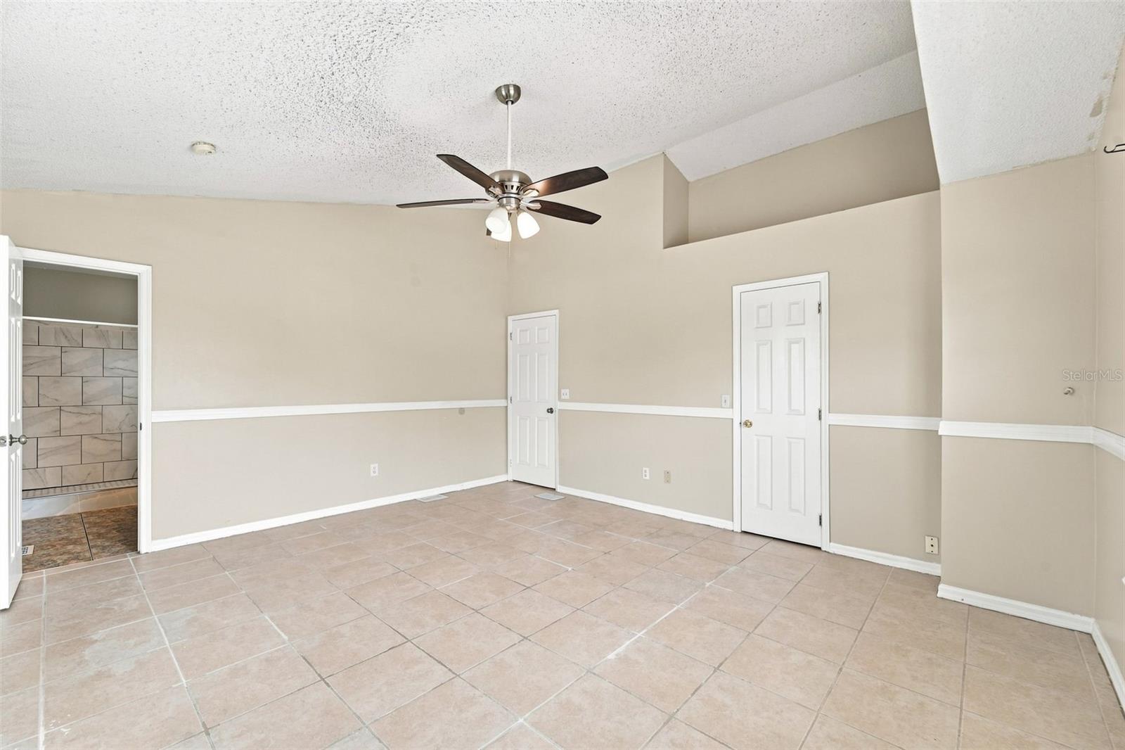 2411 Parsons Pond Cir Property Photo 17