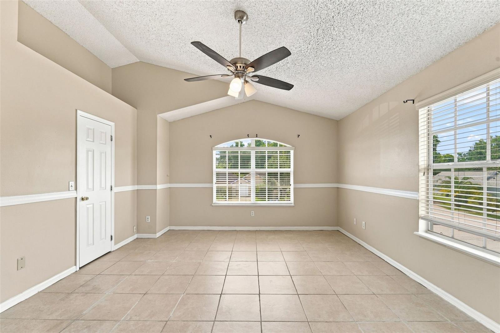 2411 Parsons Pond Cir Property Photo 18