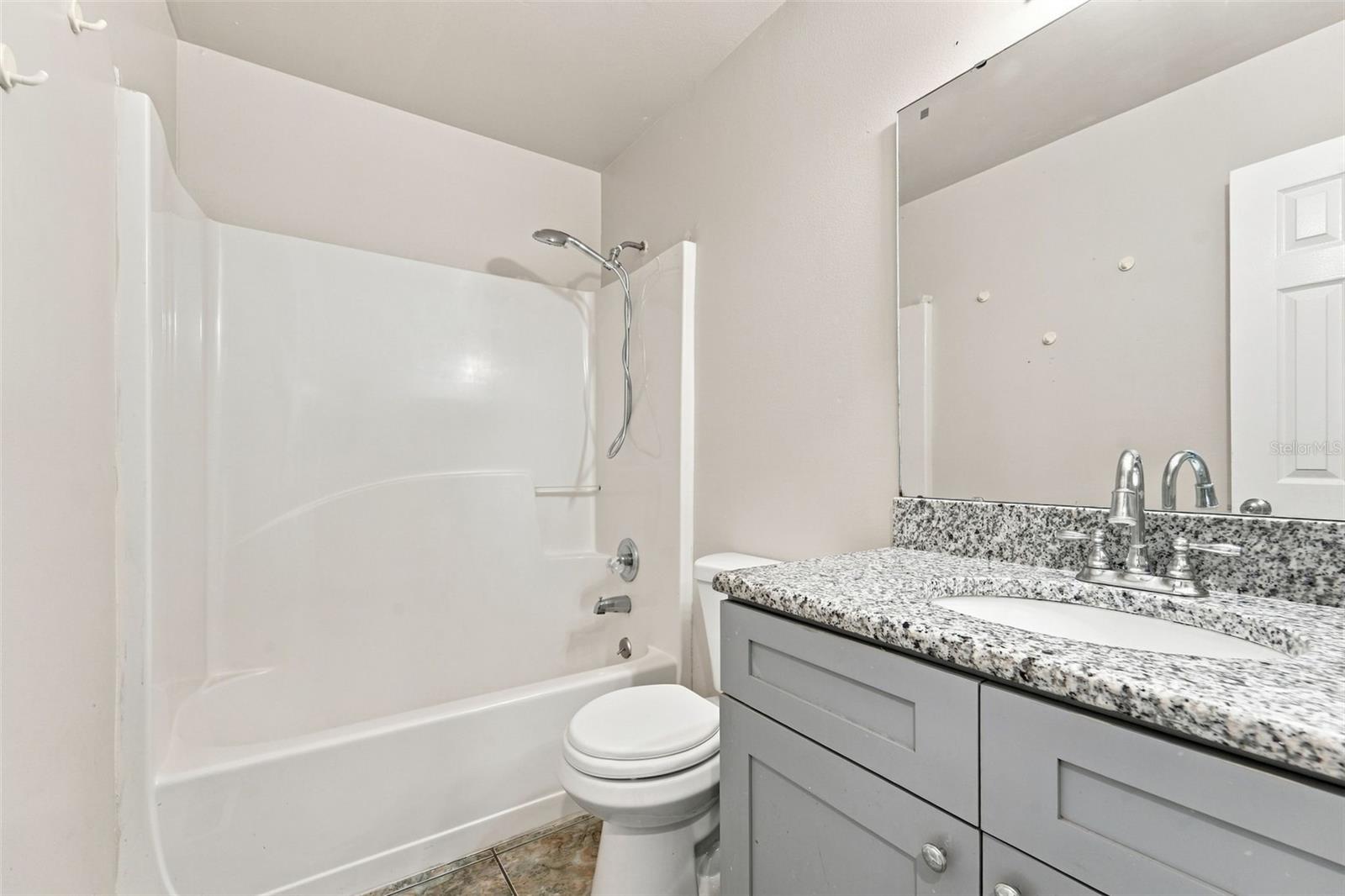 2411 Parsons Pond Cir Property Photo 20