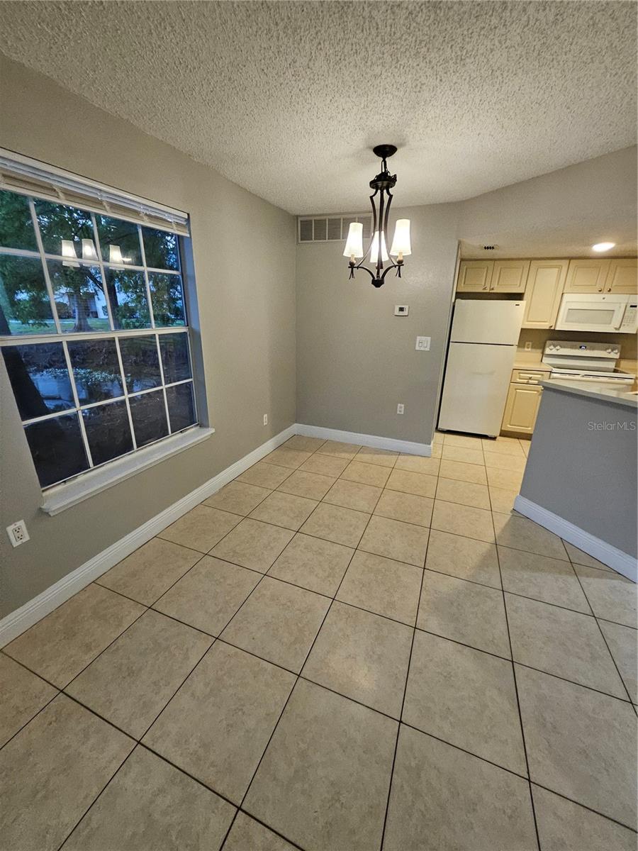 1908 Lake Atriums Cir #15 Property Photo 5