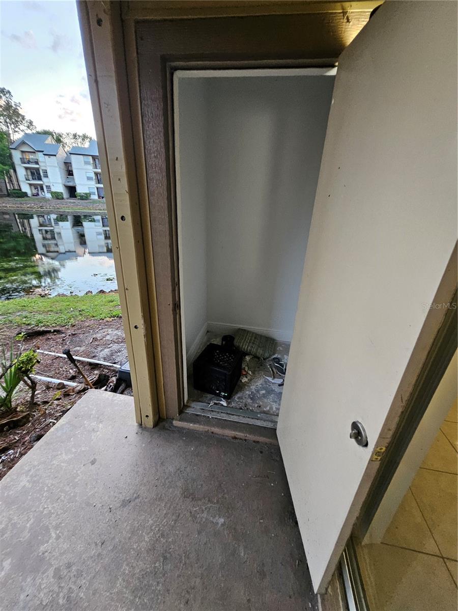 1908 Lake Atriums Cir #15 Property Photo 17