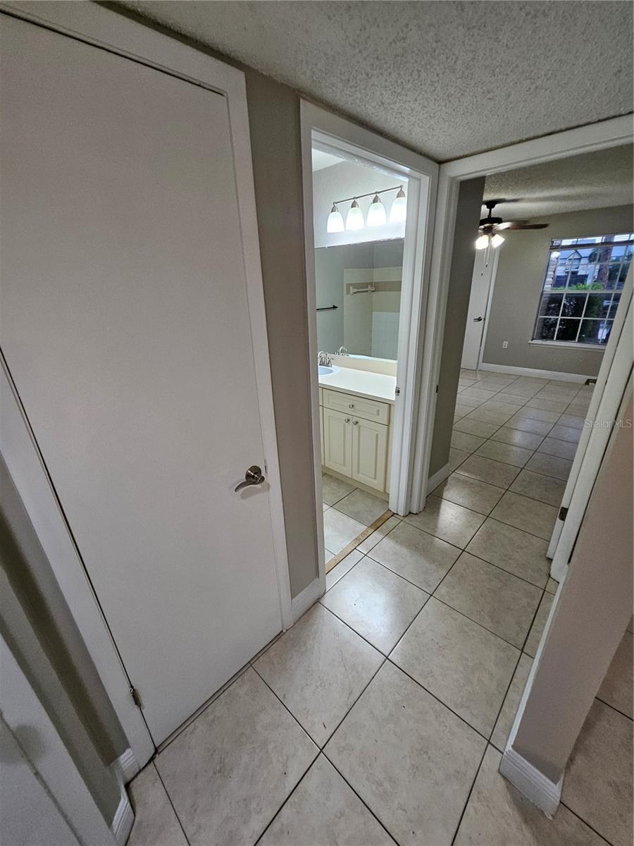 1908 Lake Atriums Cir #15 Property Photo 19
