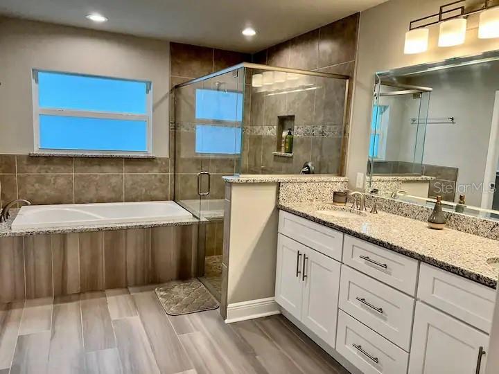 696 Marion Oaks Trl Property Photo 20