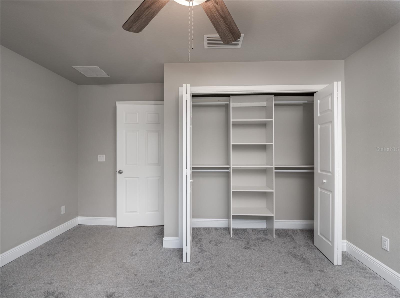 696 Marion Oaks Trl Property Photo 21