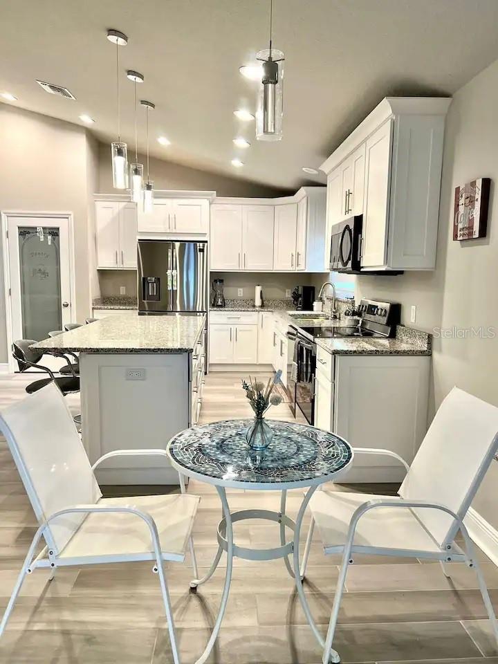 696 Marion Oaks Trl Property Photo 23