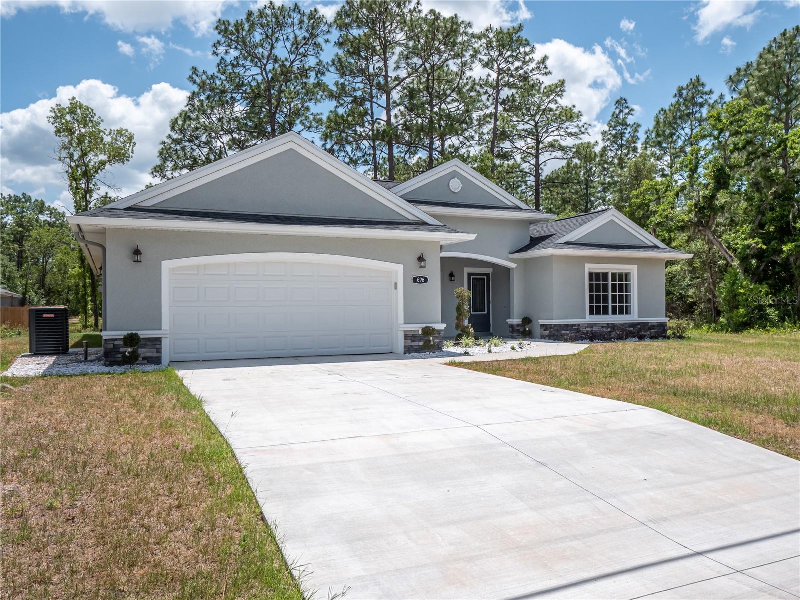 696 Marion Oaks Trl Property Photo 25