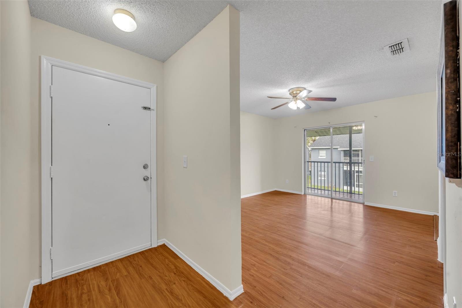 4124 Pershing Pointe Pl #4 Property Photo 5