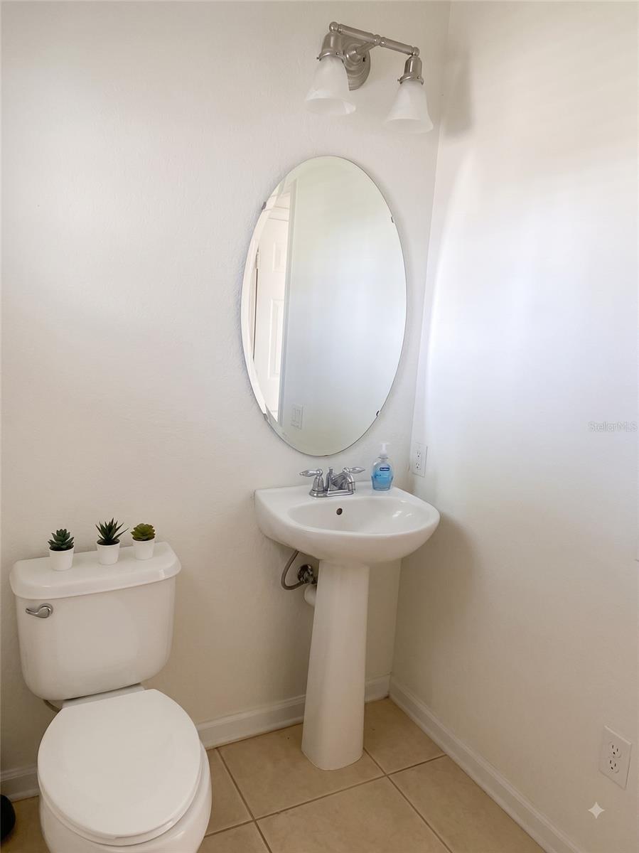 831 Enclair St #831 Property Photo 7