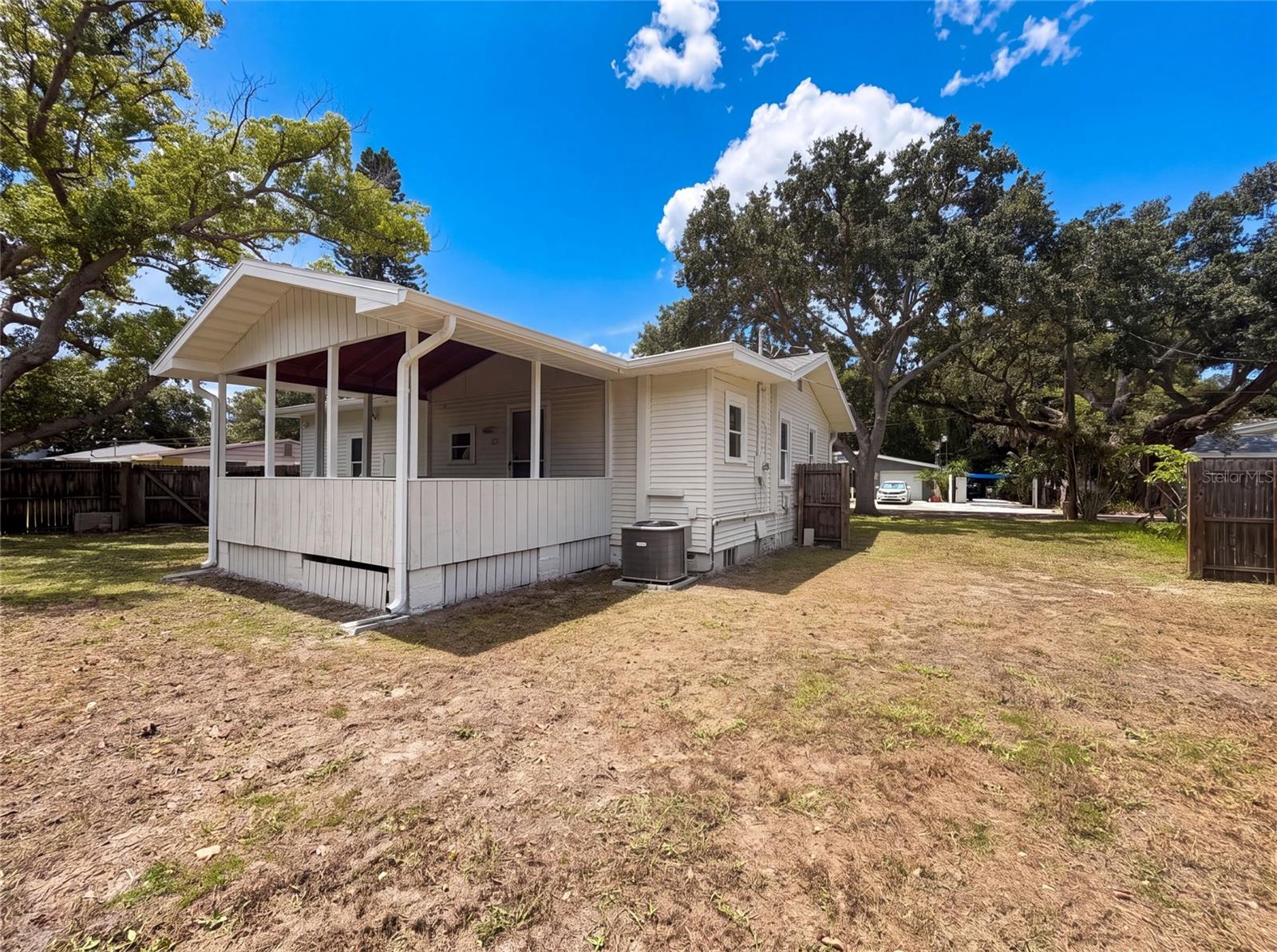 345 Acropolis Dr Property Photo 5