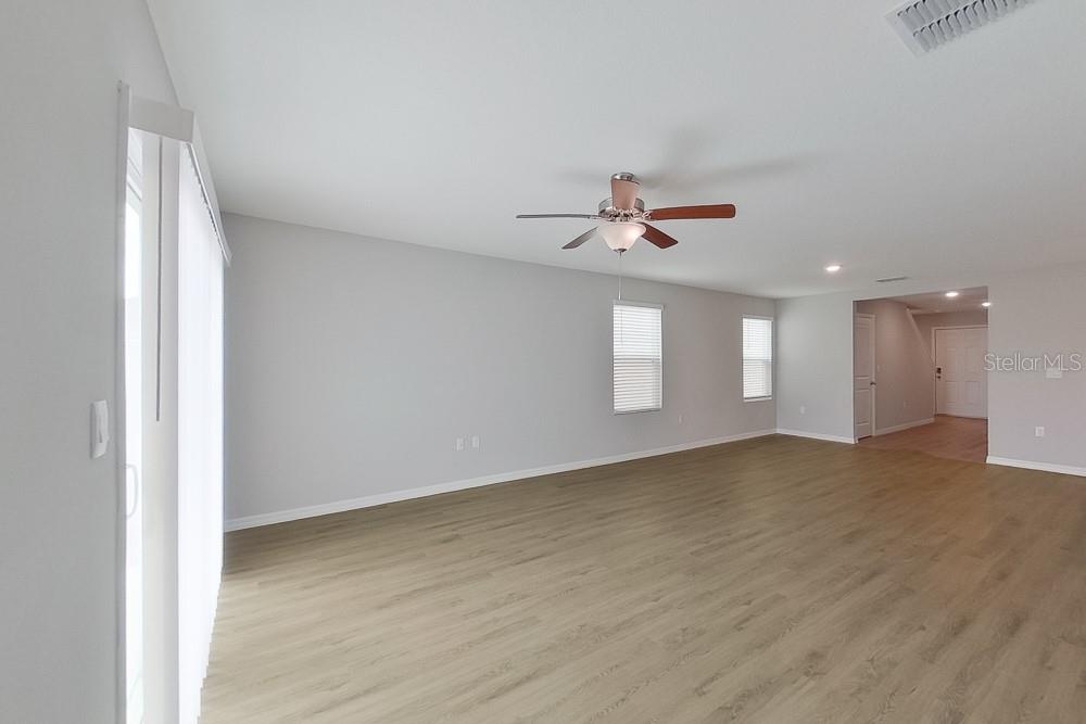 8669 Sw 43rd Ter Property Photo 5