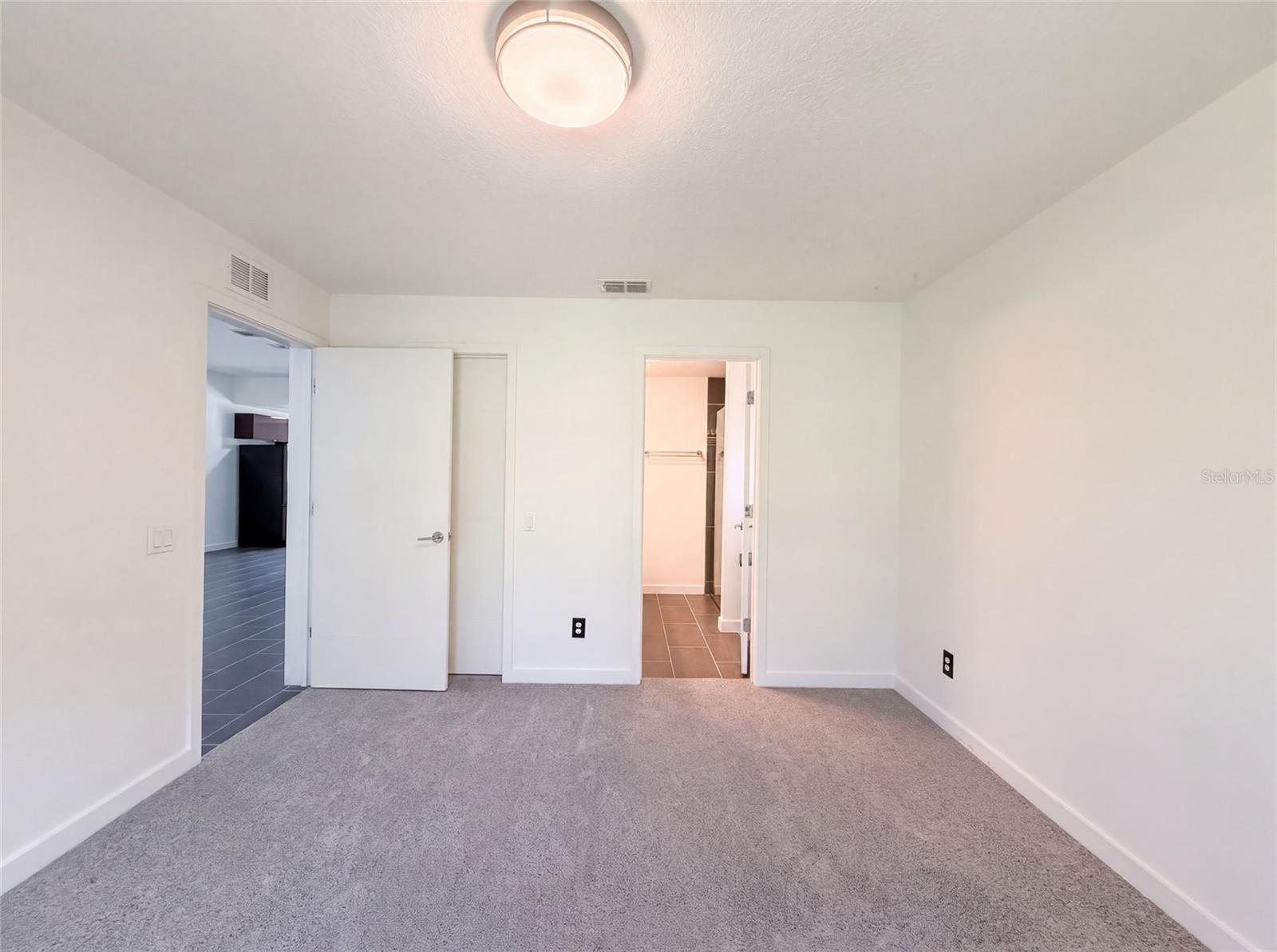 2840 S Shade Ave Property Photo 13