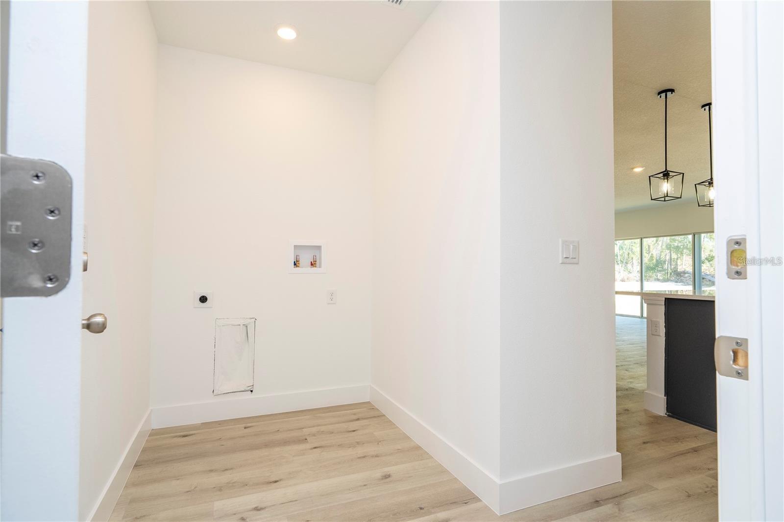 42021 Tamarac St Property Photo 12