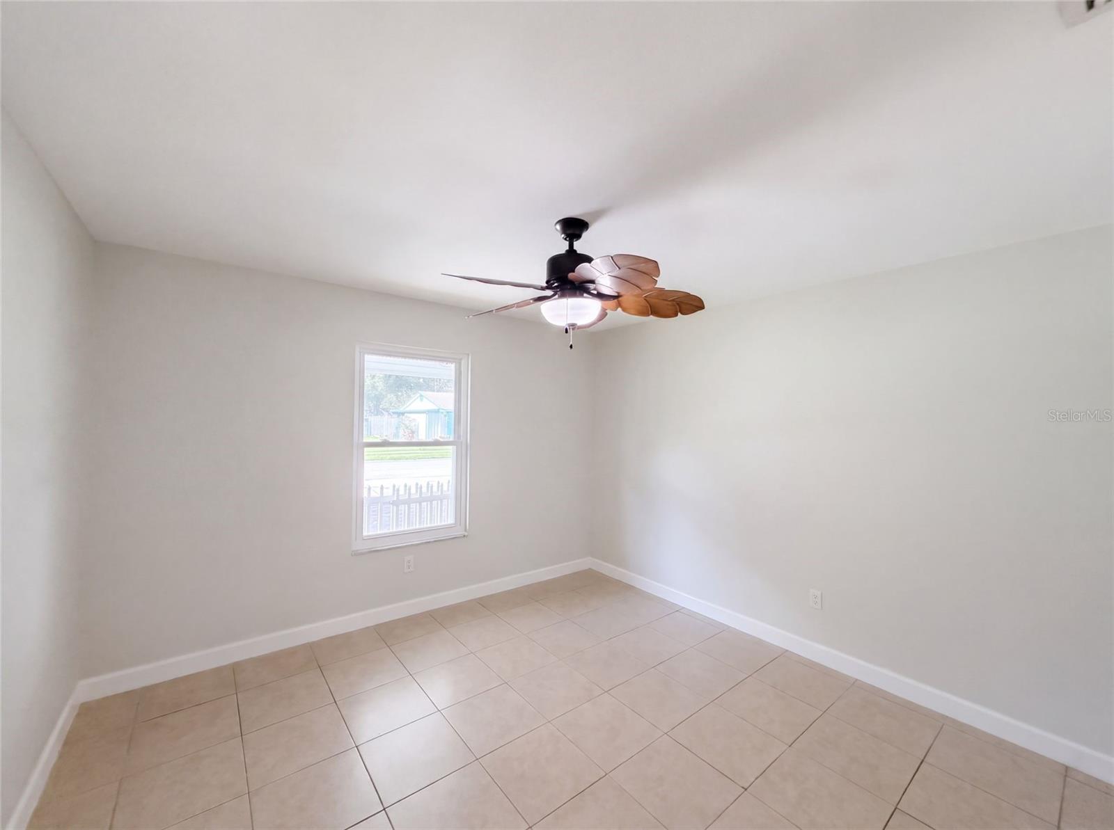7233 Thomas Jefferson Cir W Property Photo 6