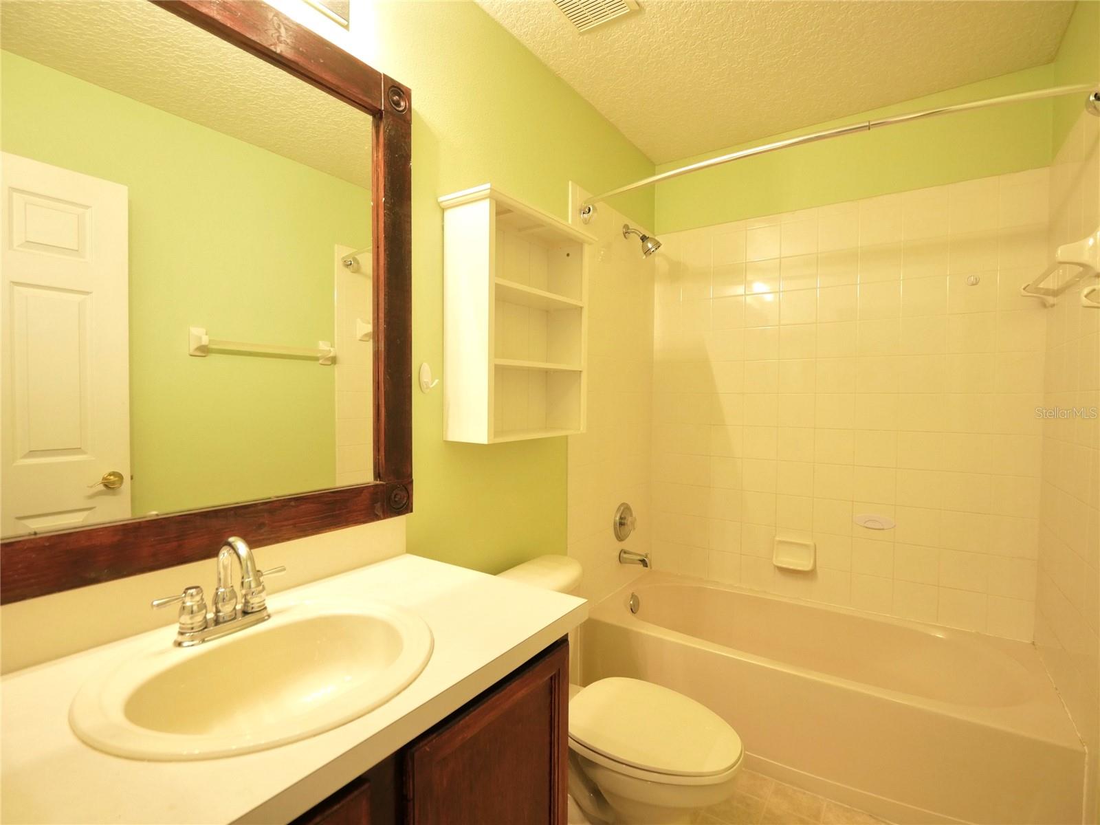 1914 Sherbourne St Property Photo 13
