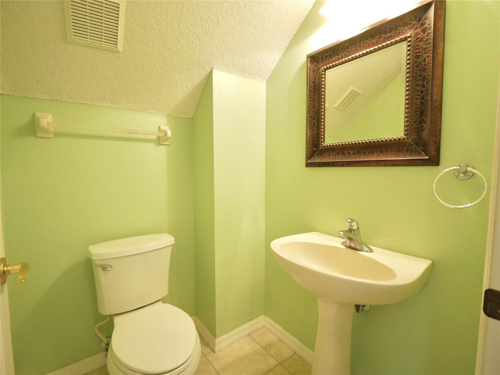 1914 Sherbourne St Property Photo 22